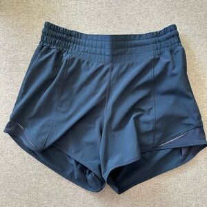 Lululemon Hotty Hot High Rise Lined Shorts 4”